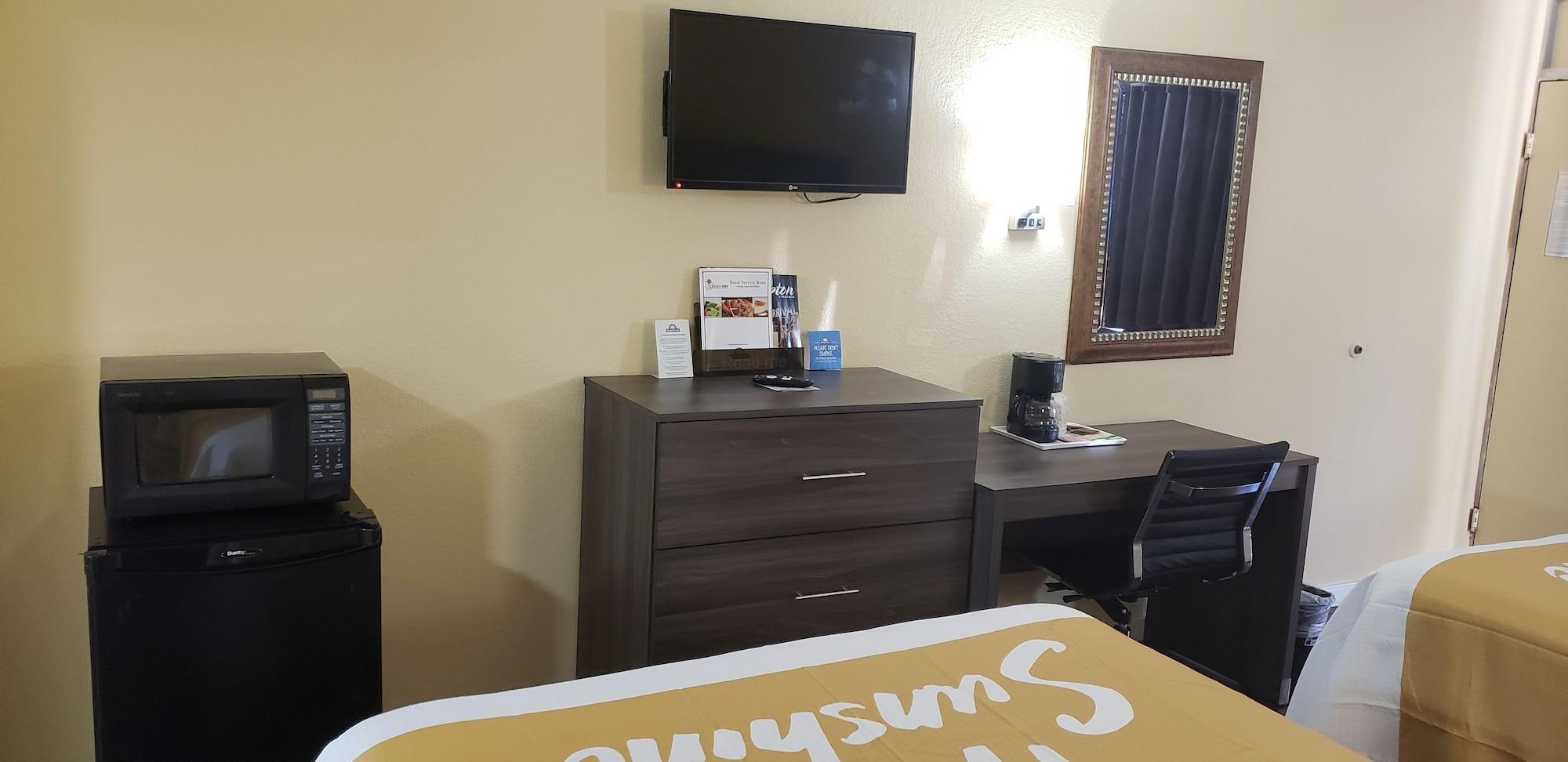 Days Inn By Wyndham Hampton Near Coliseum Convention Center Екстериор снимка
